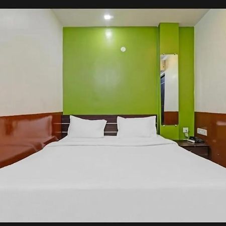 Bridge View Hotel Kanpur Exterior photo